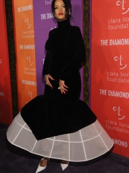 Filename=00030.jpg
Filesize=1631KiB
Dimensions=1344x2048
Date added=Aug 30, 2025 00030.jpg