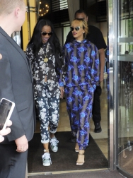 Rihanna2BRihanna2Bleaving2Bhotel2Bfemale2Bfriend2Bw9xBOvW5Oyqx.jpg