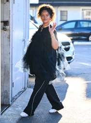 Filename=00165.jpg
Filesize=1456KiB
Dimensions=1365x2048
Date added=Sep 11, 2025 00165.jpg