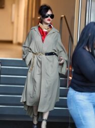 Filename=00016.jpg
Filesize=1382KiB
Dimensions=1365x2048
Date added=Dec 14, 2025 00016.jpg